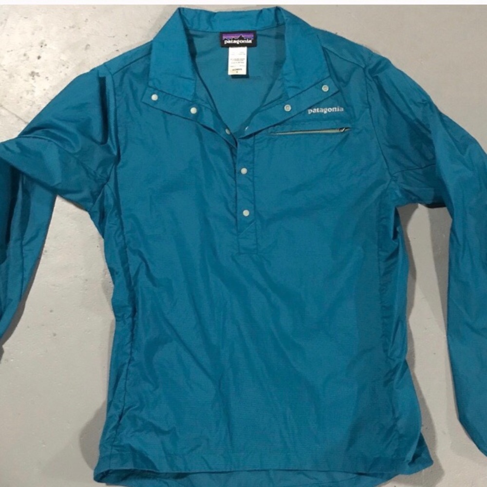 Houdini windbreaker pullover jacket